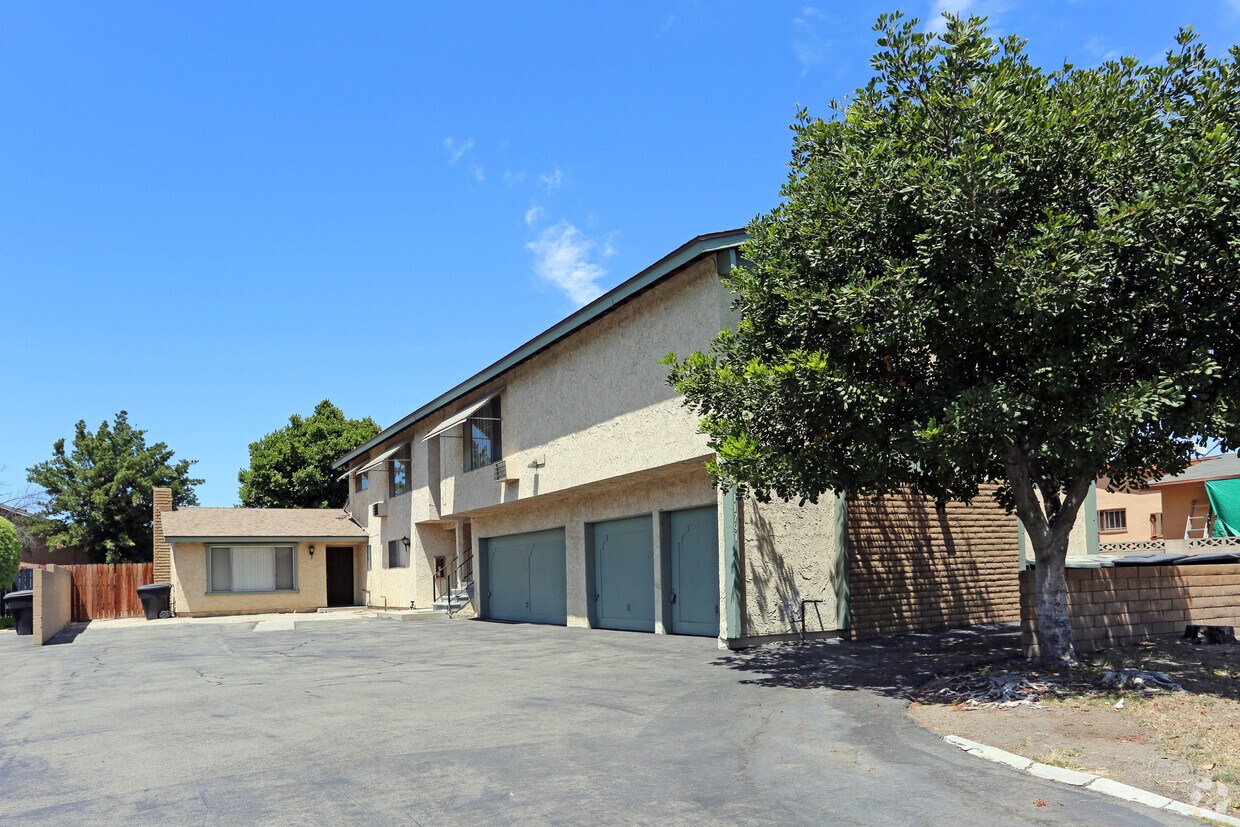 Foto del edificio - 11791 Trask Ave