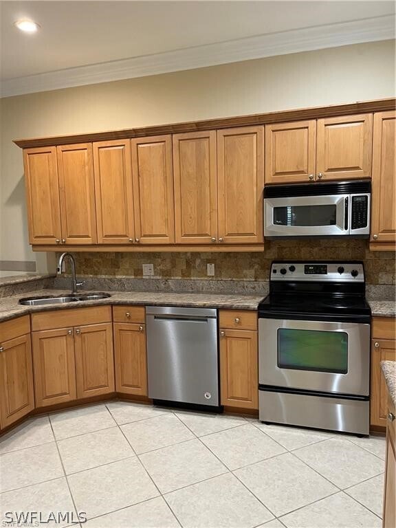 Foto del edificio - 15501 Cadiz Ln