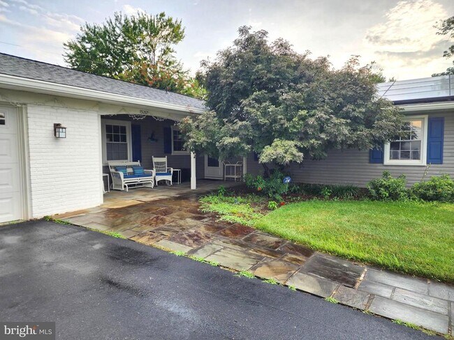 Foto del edificio - 13201 Moss Ranch Ln