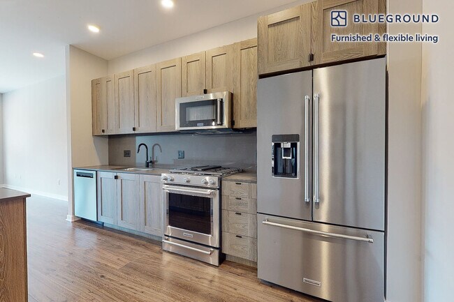 Foto del edificio - 332 Halstead Ave
