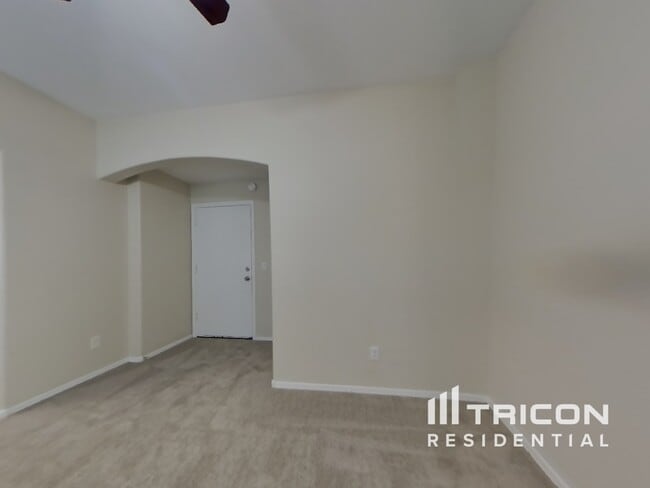 Building Photo - 17748 W Woodrow Ln