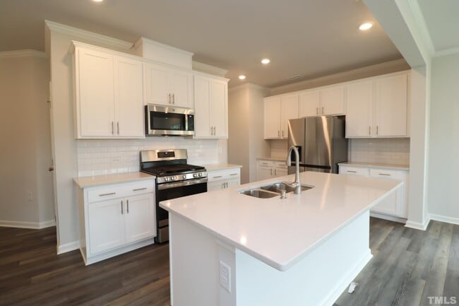 Building Photo - 1112 Matterhorn Dr