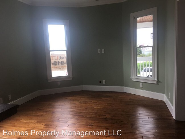 Building Photo - 1644 Forest Ave