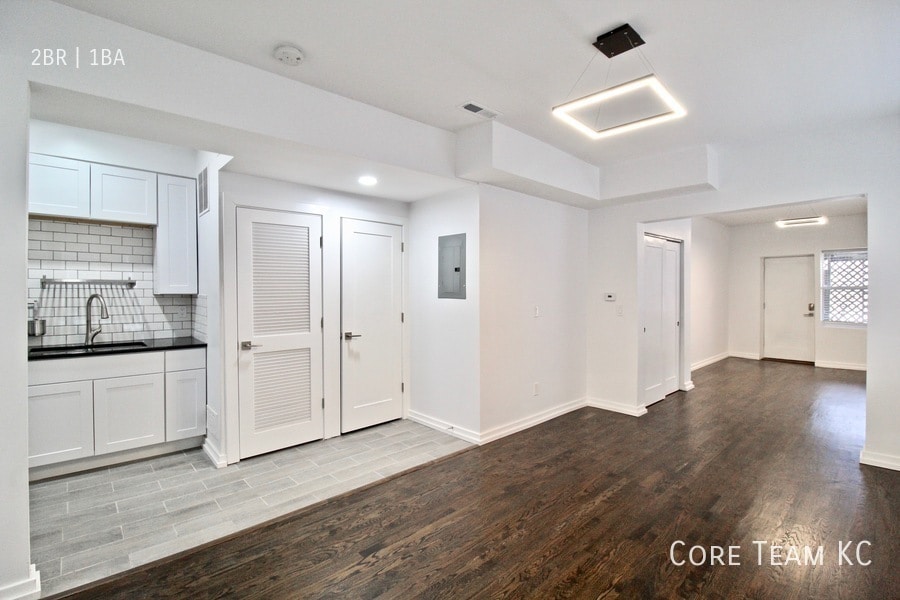 Foto principal - 7 E 38th St