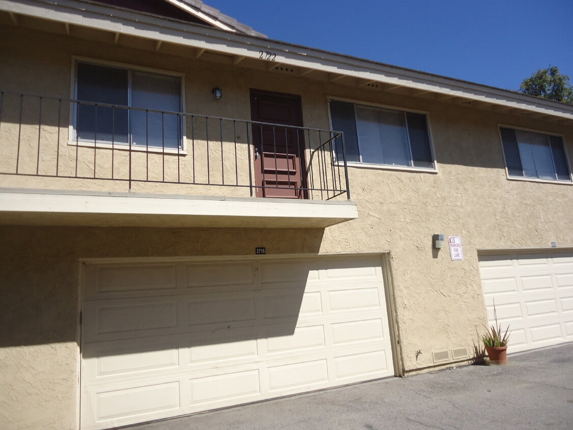 Primary Photo - "Discover Coastal Living: Spacious 3-Bed, ...