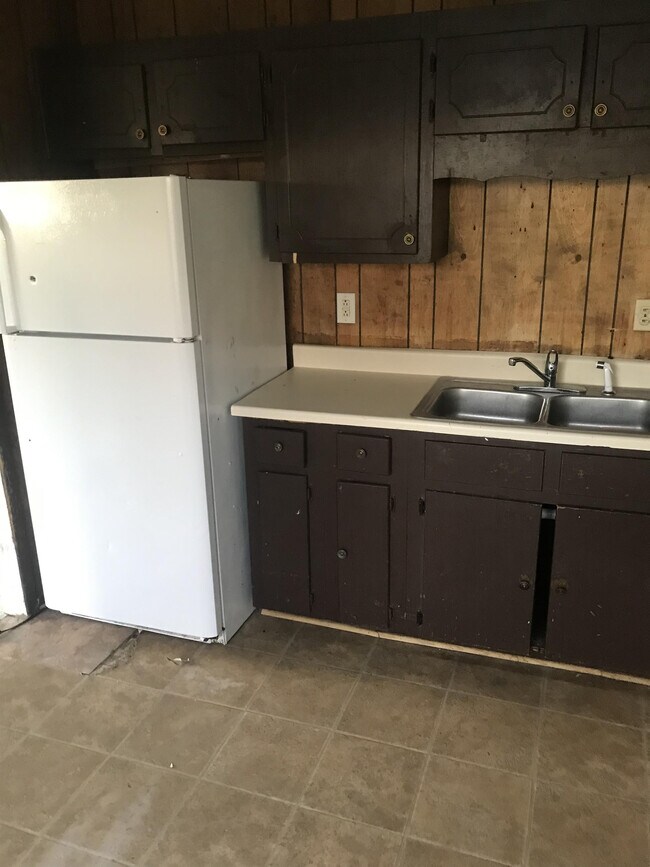 Building Photo - 217 Stacy Dr