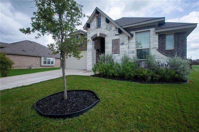 Building Photo - 124 Crooked Trail