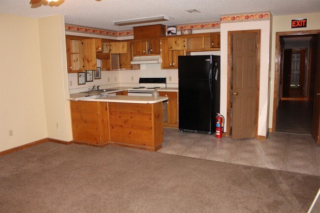 Building Photo - 175 Winding Way