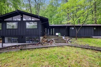 Building Photo - 22 White Birch Dr