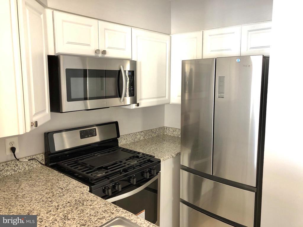 Foto principal - 4733 Bradley Blvd
