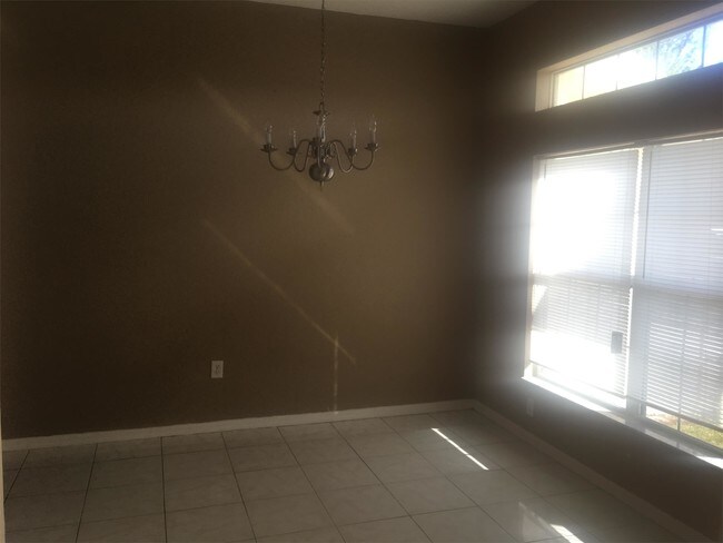 Foto del edificio - 2710-2755 55th St W