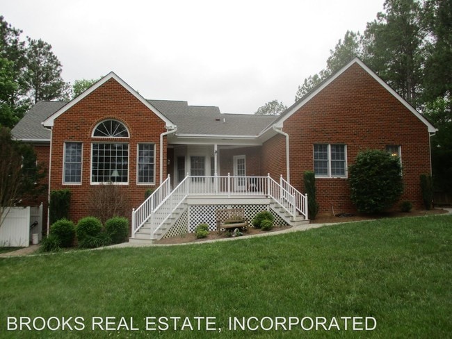 Building Photo - 3 br, 2.5 bath House - 5561 Brickshire Drive
