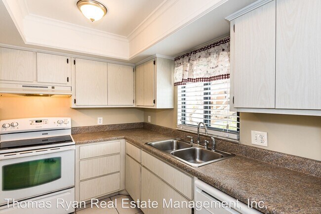 Building Photo - 1204-1204 Spanish Cay Ln