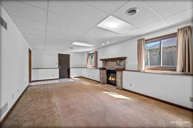 Building Photo - 13831 S Mallard Dr