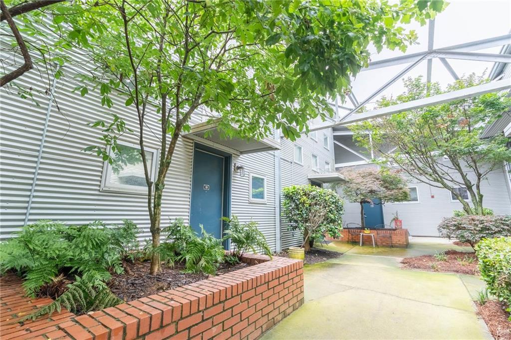 Foto principal - 400 Village Pkwy