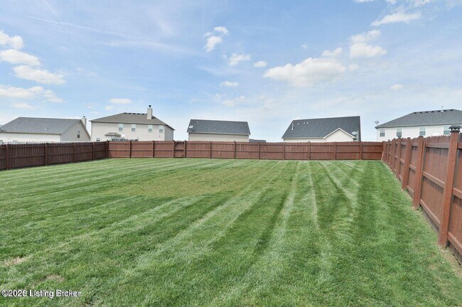 Building Photo - 1917 Carabiner Way