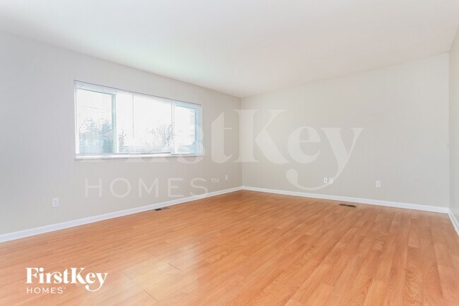 Foto del edificio - 11741 Hanover Rd