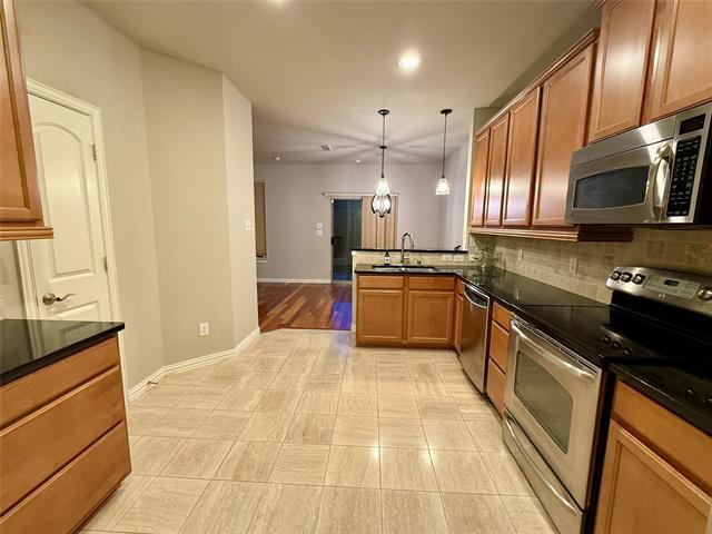 Foto del edificio - 7957 Hannah St