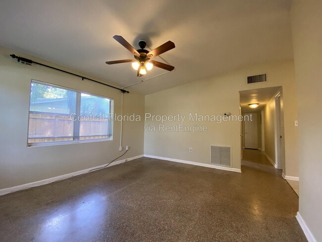 Building Photo - 3400 Price Ave