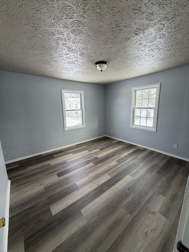 Foto del edificio - 863-863 N Central Dr