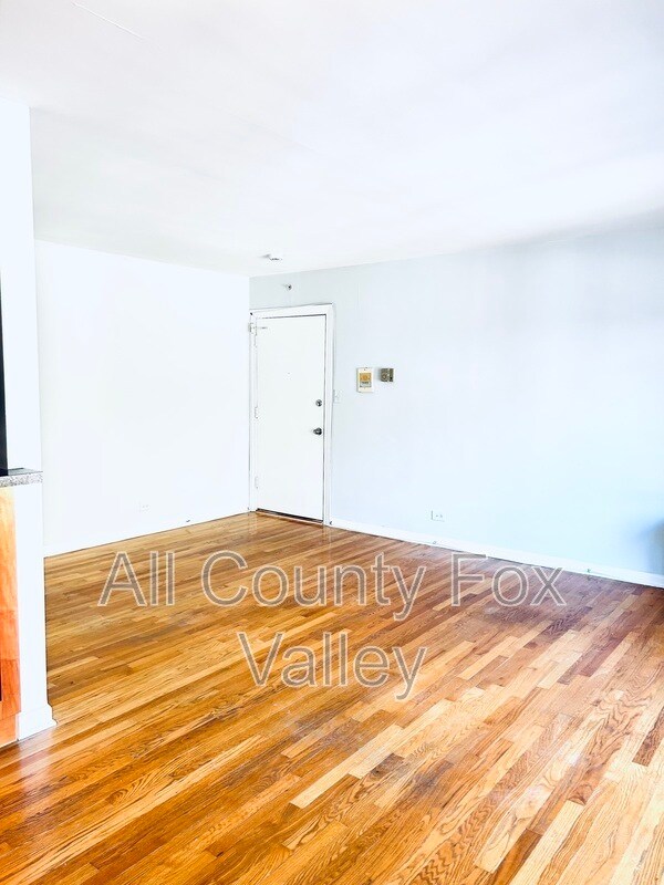 Foto del edificio - 10111 Old Orchard Ct