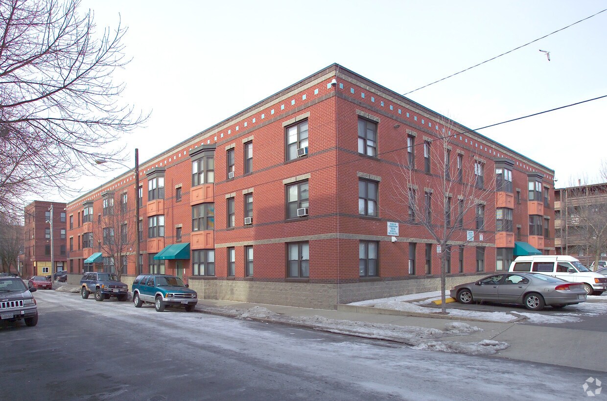 Primary Photo - 529 S Summer St