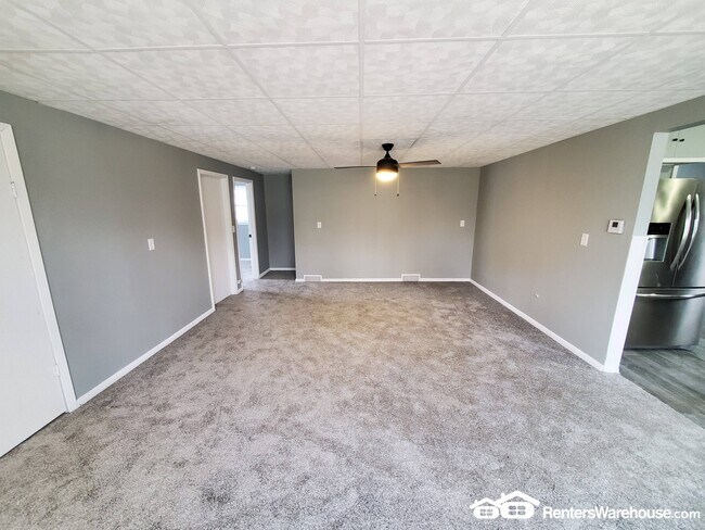 Foto del edificio - 111 Douglas Ave W