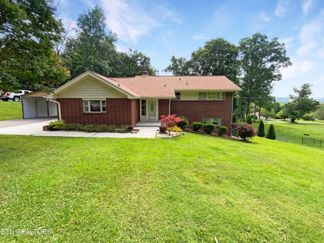 Primary Photo - 5802 Tazewell Pike
