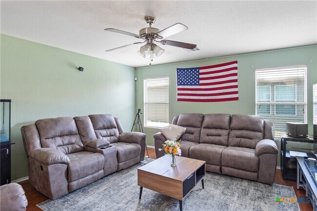 Foto del edificio - 5206 Lyra Dr