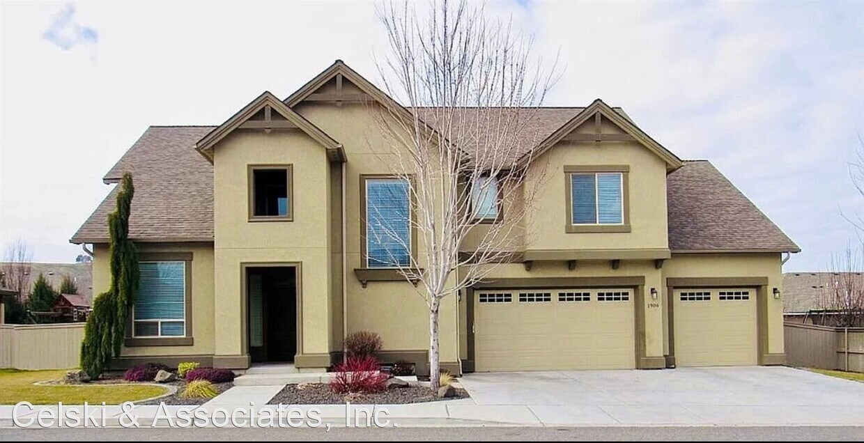 Foto principal - 3 br, 3 bath House - 1906 S Edison St