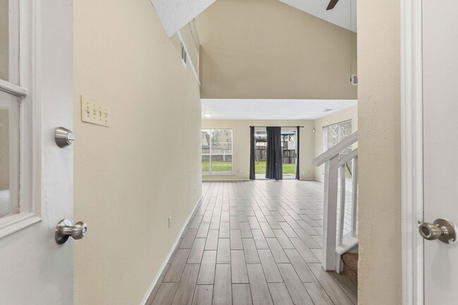 Photo - 16623 Red Gully Dr Apartment