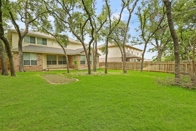 Building Photo - 2118 Ariella Dr