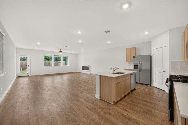 Foto del edificio - 28126 Meadowlark Sky Dr