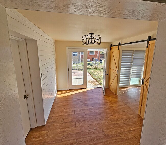 Foto del edificio - 13796 E 25th Ave