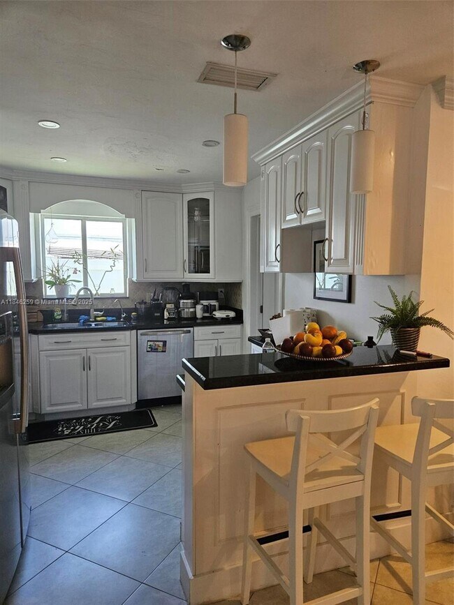 Foto del edificio - 1116 N 13th Ct