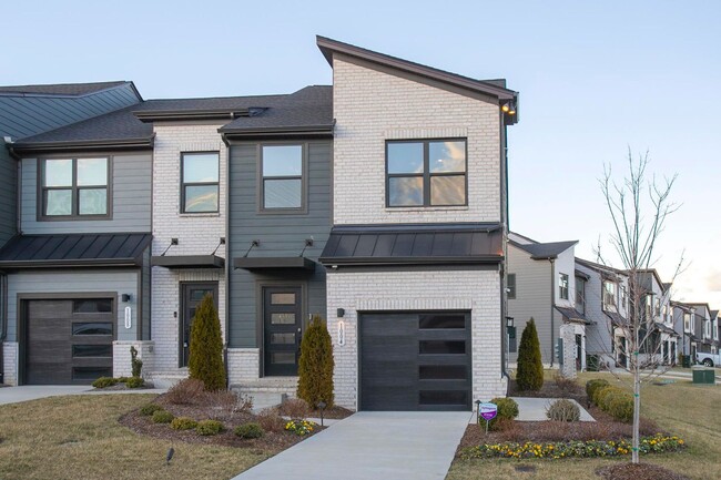 Building Photo - Beautiful Home in Gallatin!