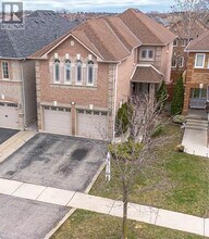 Building Photo - 3744 Althorpe Cir