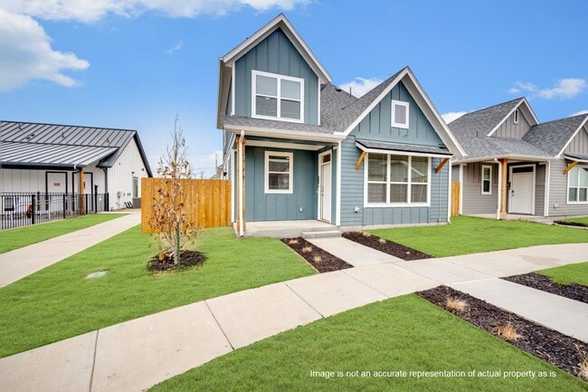 Building Photo - 10139 Danielson Grv Dr