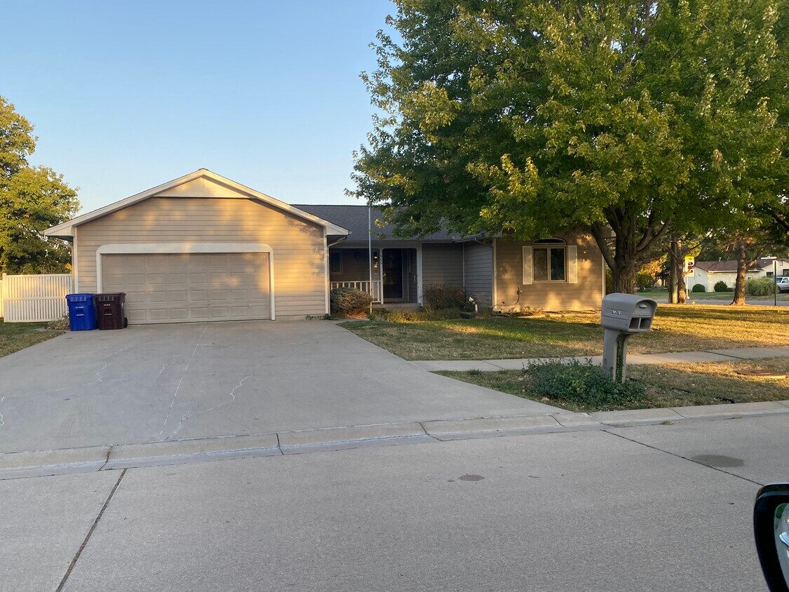1600 Jody Ln, McPherson, KS 67460 House Rental in McPherson, KS