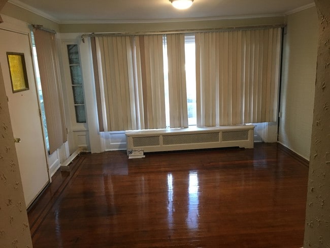 Building Photo - 3 bedroom in PhIladelphIa PA 19131