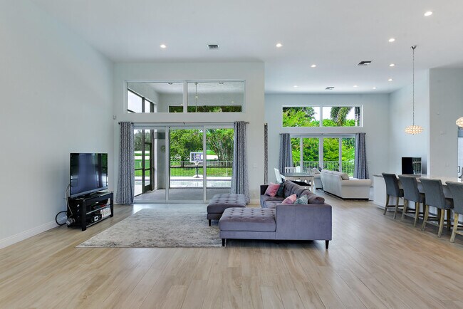 Foto del edificio - 17296 Northway Cir