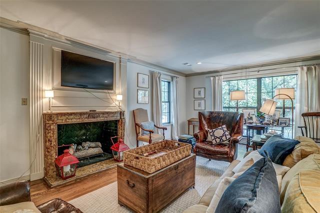 Foto del edificio - 4437 University Blvd