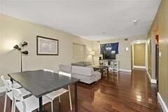 Foto del edificio - 685 Massachusetts Ave