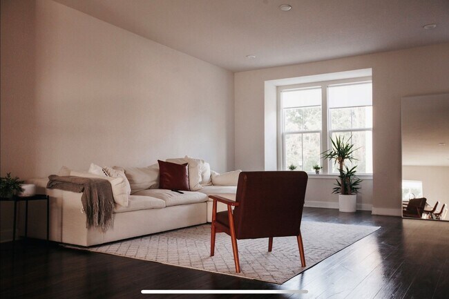 Foto del edificio - Bryans Cove