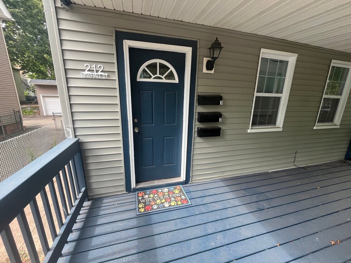 Foto principal - 212 Newhall St