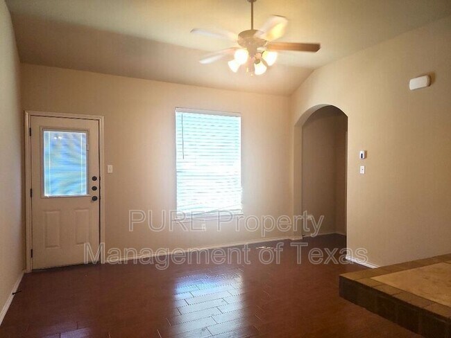 Foto del edificio - 1136 Brendon Lee Lane
