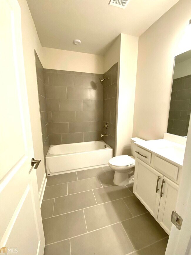 Foto del edificio - 1315 Rosen Rd