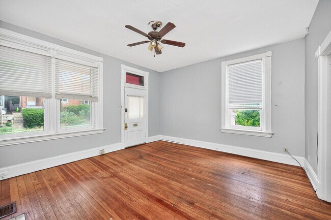 Building Photo - 209 Bosley St