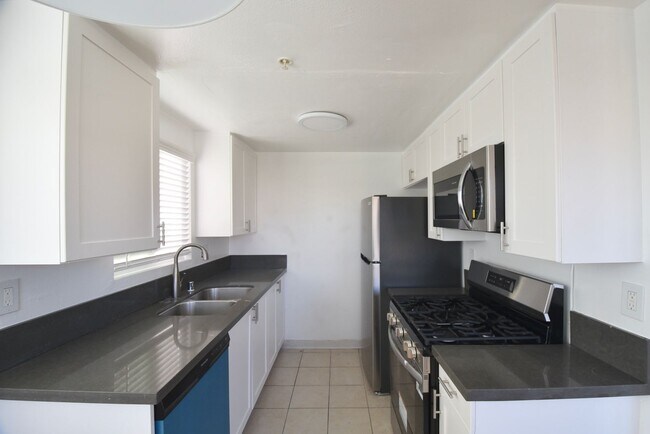 Foto del edificio - 5002 Tujunga Ave