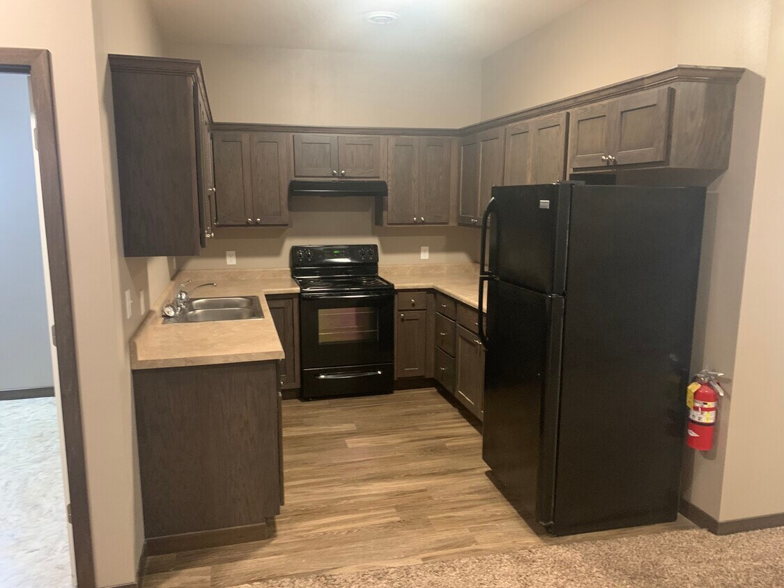 207 Lake Park Blvd Unit 9, Muscatine, IA 52761 207 Lake Park Blvd